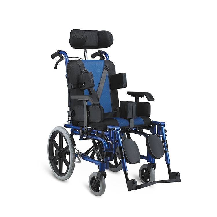 There are too many kinds of wheelchairs. Which one is most suitable for the elderly at home?